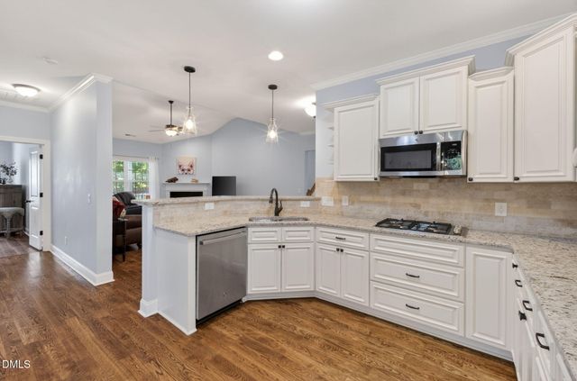 18 Heathgreen Drive, Clayton, NC 27527