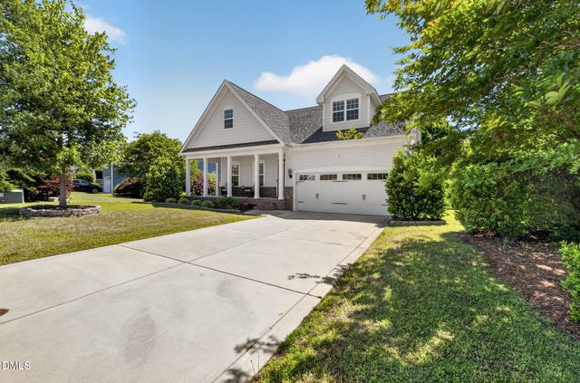 18 Heathgreen Drive, Clayton, NC 27527