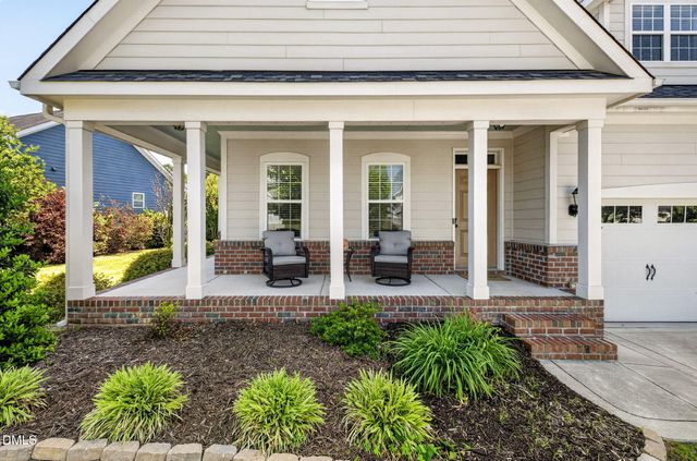 18 Heathgreen Drive, Clayton, NC 27527