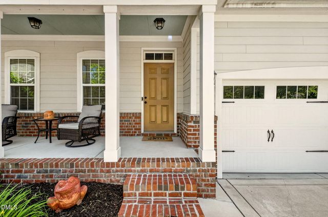 18 Heathgreen Drive, Clayton, NC 27527