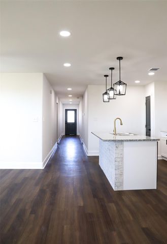 8009 Candor, Navasota, TX 77868