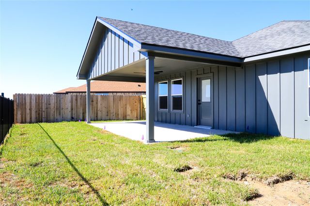 8009 Candor, Navasota, TX 77868