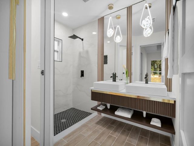 11790 ORANGE ROAD, Ocklawaha, FL 32179