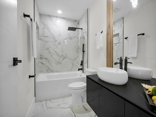 11790 ORANGE ROAD, Ocklawaha, FL 32179