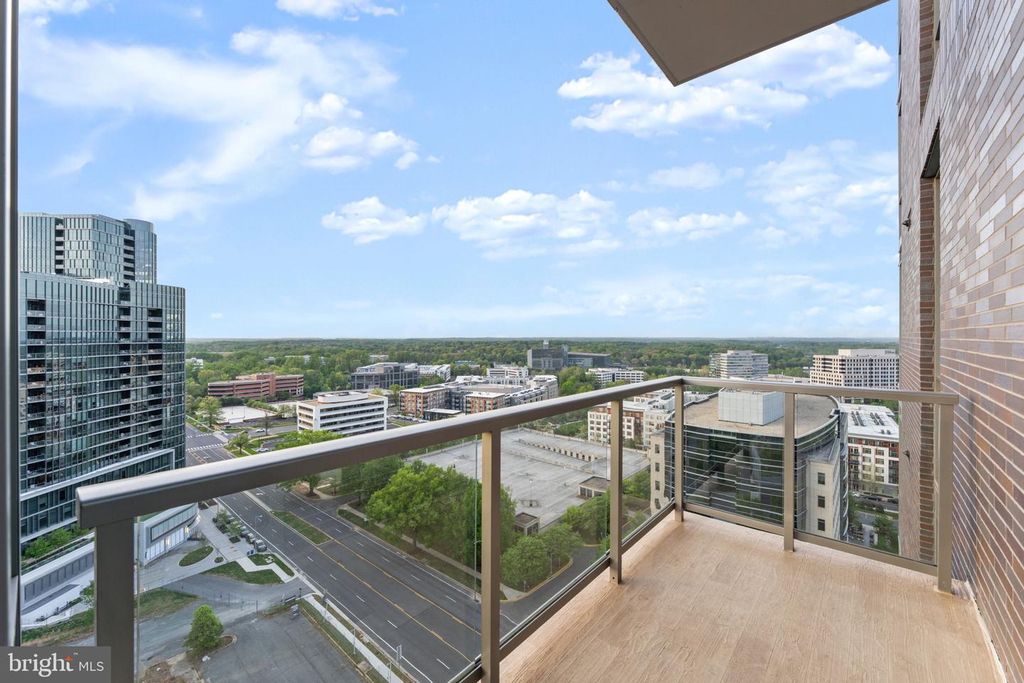 Image 20 of property listing at 7887 JONES BRANCH DR #1503, Mclean, VA 22102