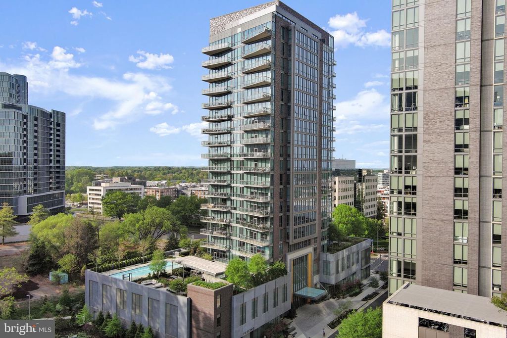 Image 48 of property listing at 7887 JONES BRANCH DR #1503, Mclean, VA 22102
