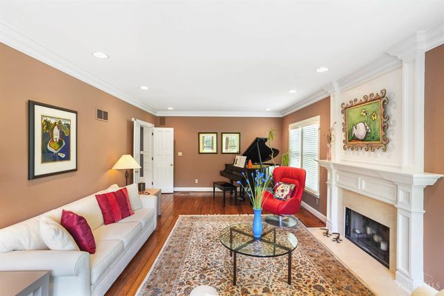 2780 Walsh Road, Cincinnati, OH 45208