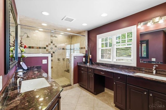 2780 Walsh Road, Cincinnati, OH 45208