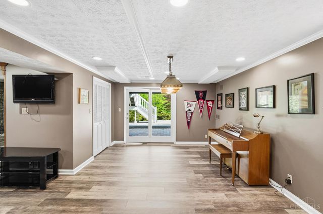 2780 Walsh Road, Cincinnati, OH 45208