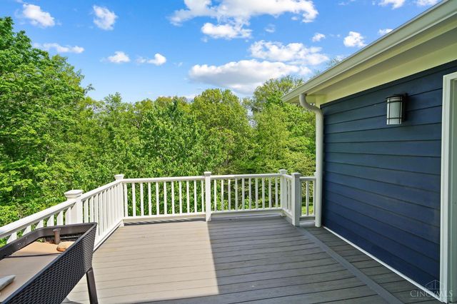 2780 Walsh Road, Cincinnati, OH 45208