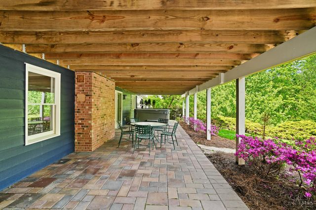 2780 Walsh Road, Cincinnati, OH 45208