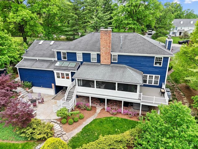 2780 Walsh Road, Cincinnati, OH 45208