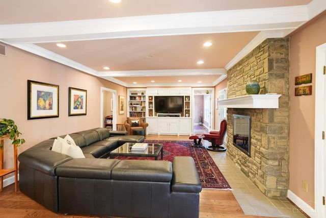 2780 Walsh Road, Cincinnati, OH 45208