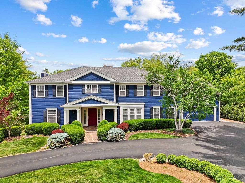 2780 Walsh Road, Cincinnati, OH 45208