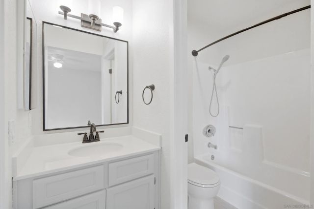730 Eastshore Ter 3, Chula Vista, CA 91913