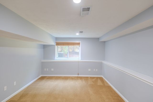 445 Captain Eames Cir 445, Ashland, MA 01721