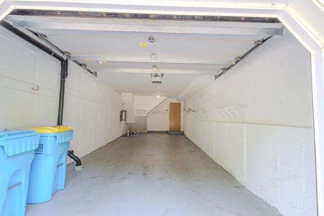 445 Captain Eames Cir 445, Ashland, MA 01721