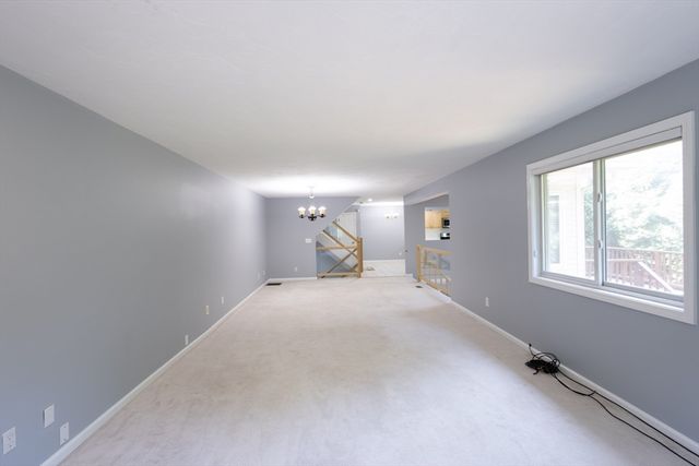 445 Captain Eames Cir 445, Ashland, MA 01721
