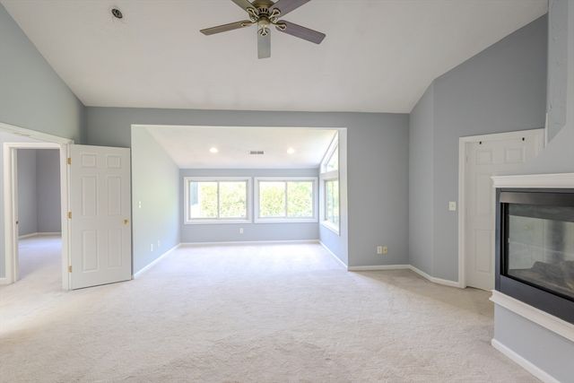 445 Captain Eames Cir 445, Ashland, MA 01721