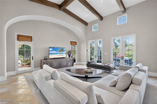 16469 Celebrita CT, Naples, FL 34110