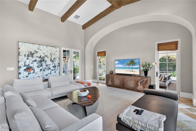 16469 Celebrita CT, Naples, FL 34110