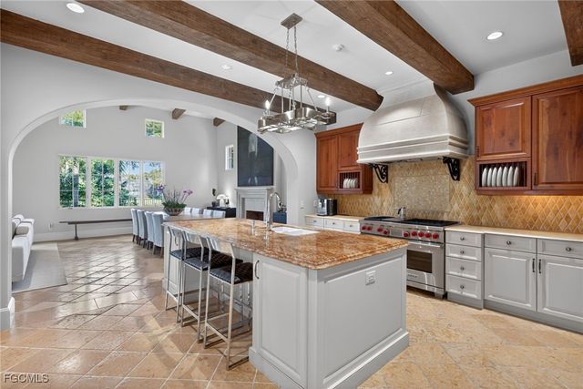 16469 Celebrita CT, Naples, FL 34110