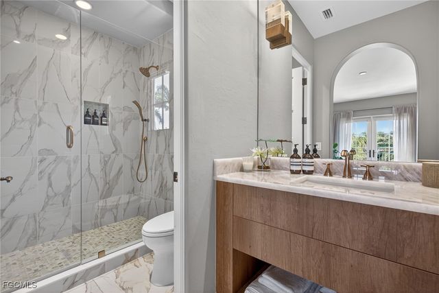 16469 Celebrita CT, Naples, FL 34110