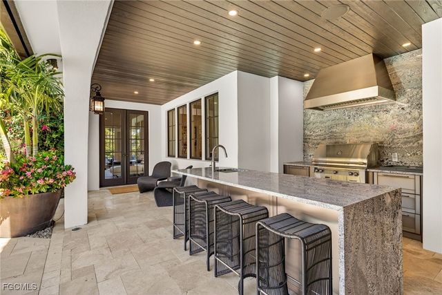 16469 Celebrita CT, Naples, FL 34110