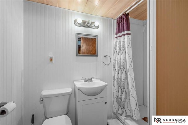 4710 S 44th Street, Lincoln, NE 68516