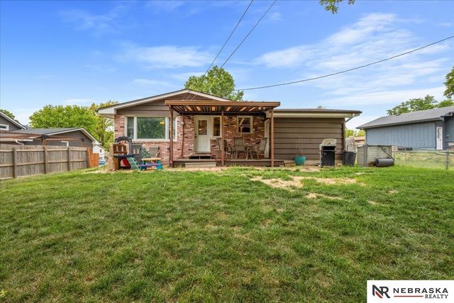 4710 S 44th Street, Lincoln, NE 68516