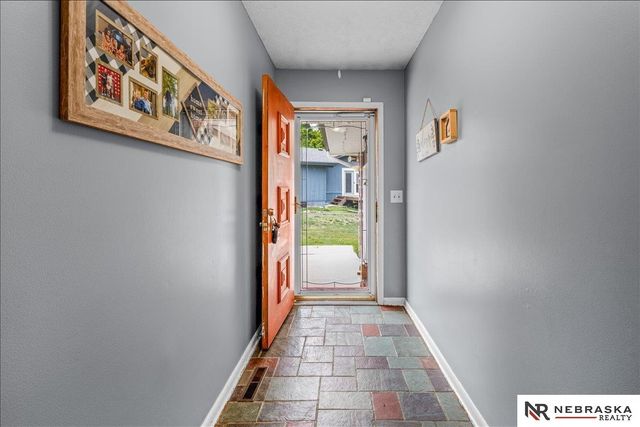 4710 S 44th Street, Lincoln, NE 68516