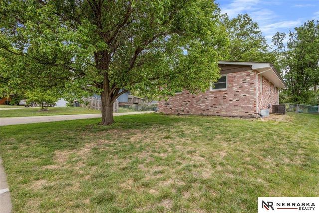 4710 S 44th Street, Lincoln, NE 68516