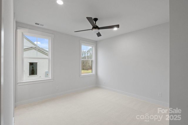 8212 Farm Crossing Lane, Huntersville, NC 28078