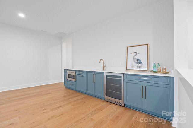 8212 Farm Crossing Lane, Huntersville, NC 28078