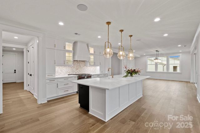 8212 Farm Crossing Lane, Huntersville, NC 28078