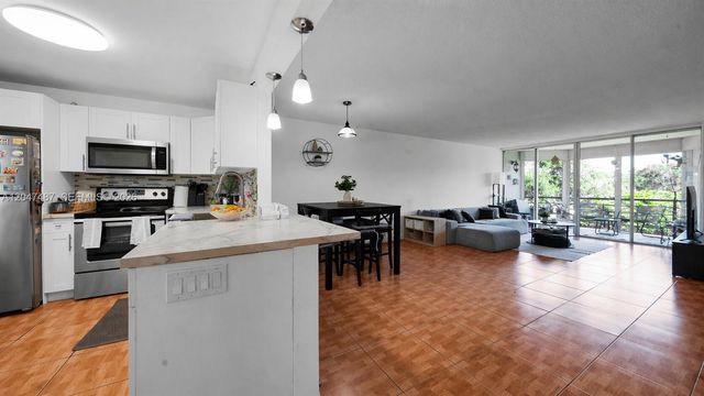 1101 NE 191st St H314, Miami, FL 33179