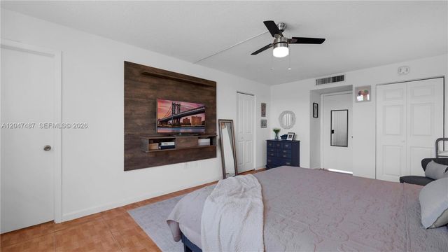 1101 NE 191st St H314, Miami, FL 33179