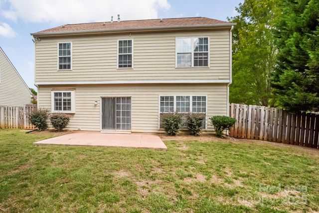 9322 Shepparton Drive, Huntersville, NC 28078