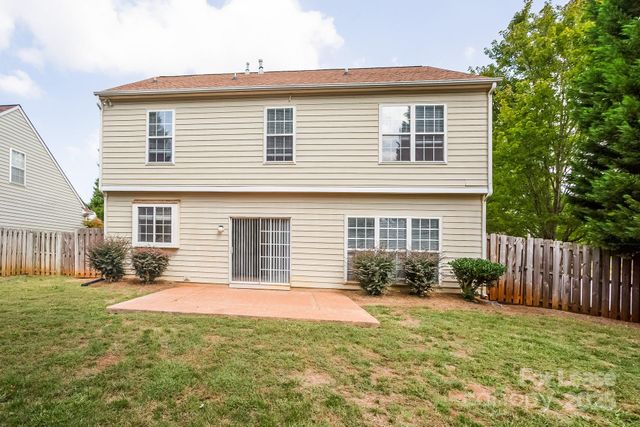 9322 Shepparton Drive, Huntersville, NC 28078