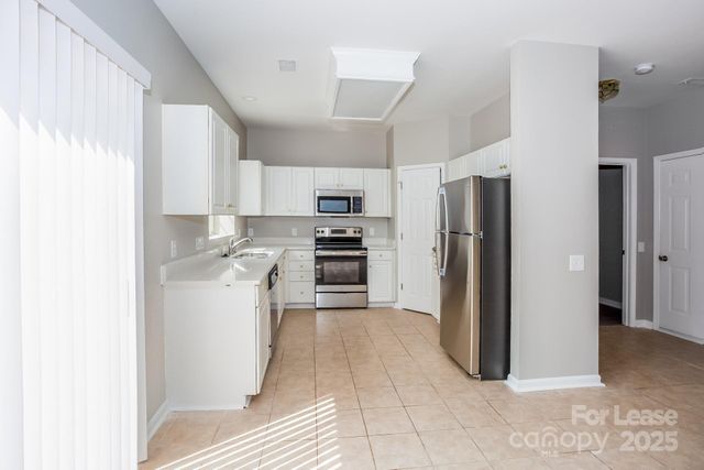 9322 Shepparton Drive, Huntersville, NC 28078