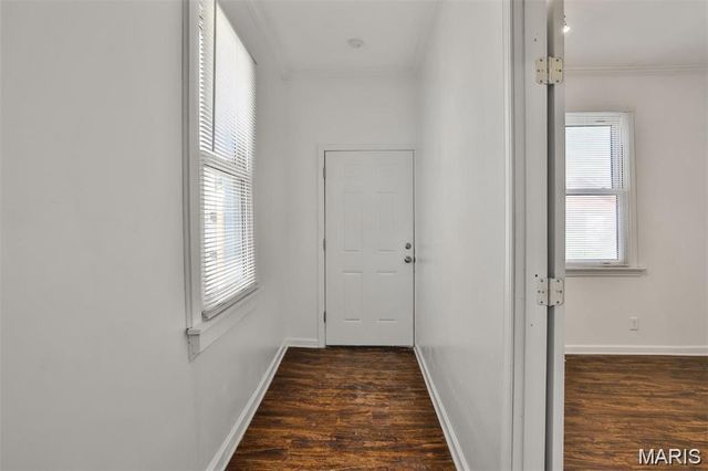 7613 Virginia Avenue, St Louis, MO 63111