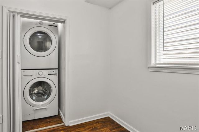 7613 Virginia Avenue, St Louis, MO 63111