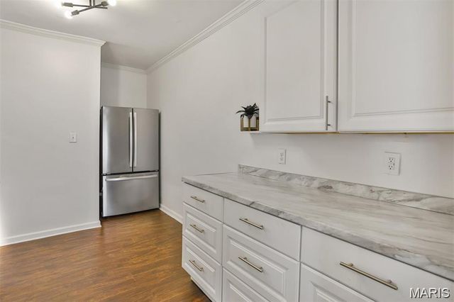 7613 Virginia Avenue, St Louis, MO 63111