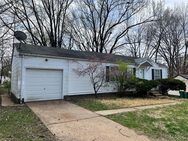 1208 Rapid, St Louis, MO 63137