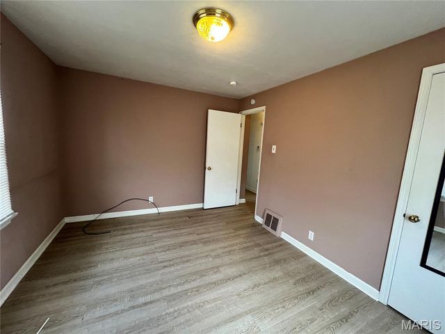1208 Rapid, St Louis, MO 63137