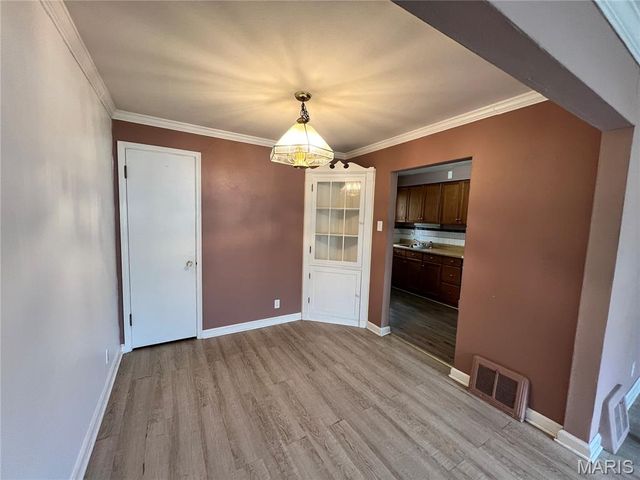 1208 Rapid, St Louis, MO 63137