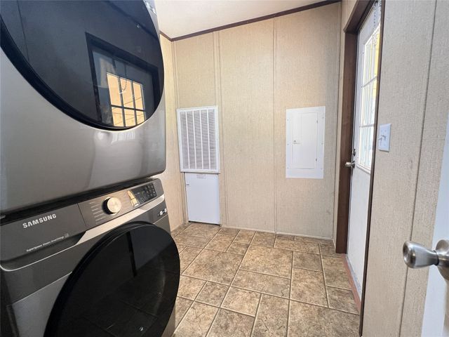 1100 County Road 3531, Saltillo, TX 75478