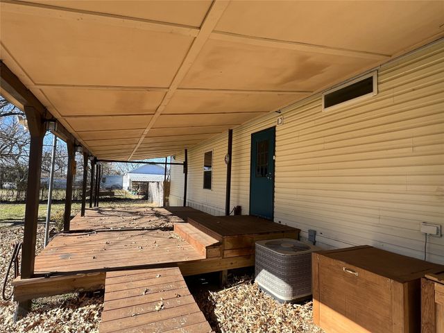 1100 County Road 3531, Saltillo, TX 75478