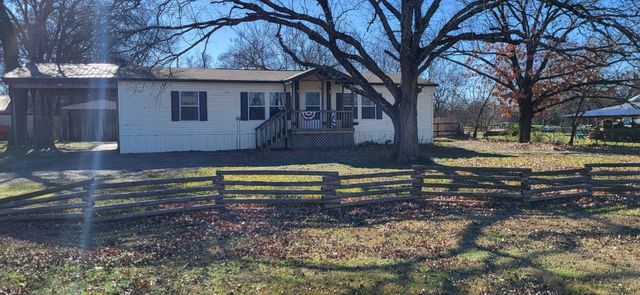 1100 County Road 3531, Saltillo, TX 75478