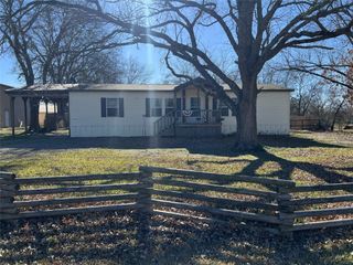 1100 County Road 3531, Saltillo, TX 75478